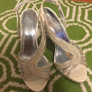 David’s Bridal Michaelangelo shoes